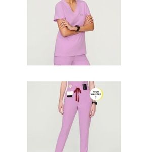 FIGS SCRUB SET IN DUSK